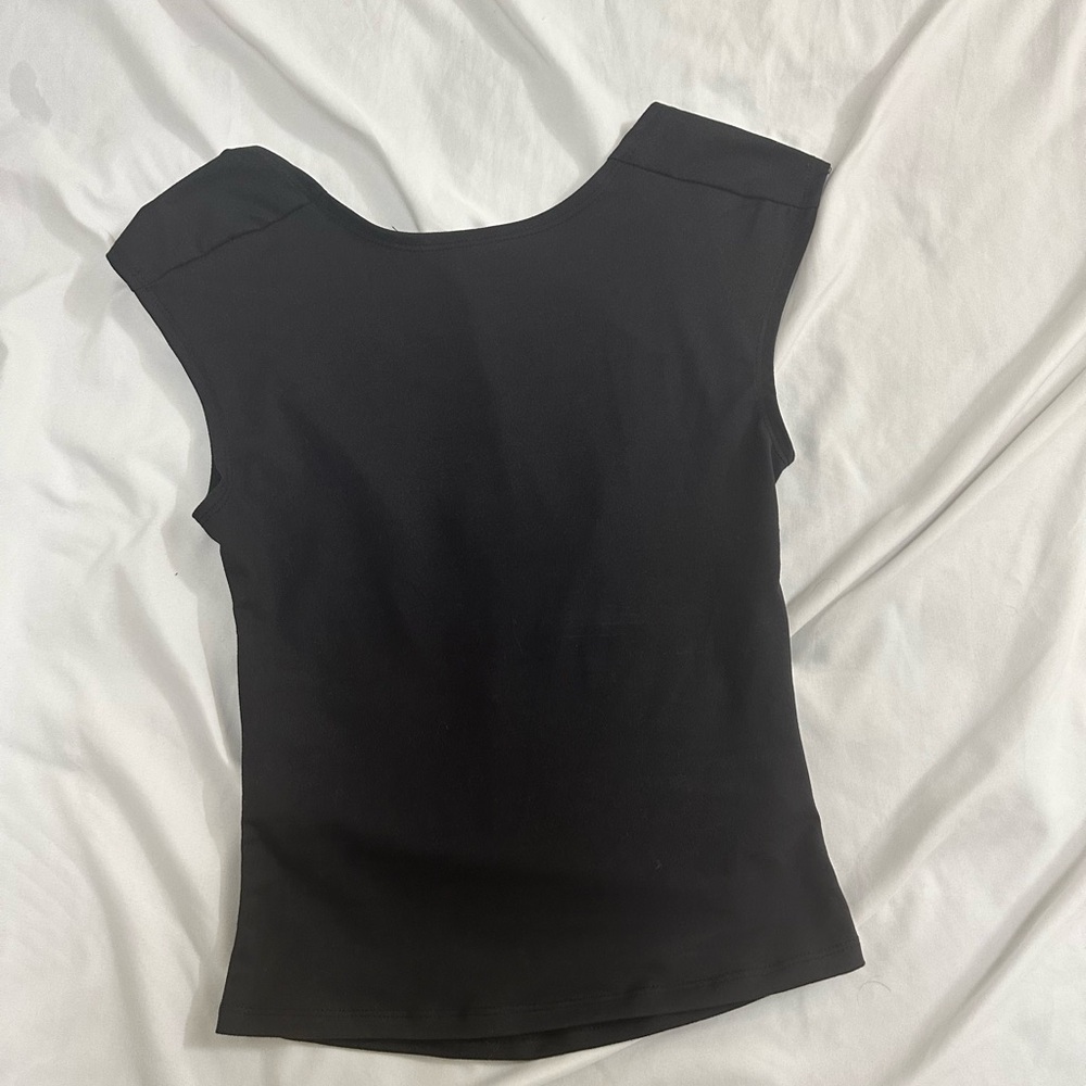 Blackness black top